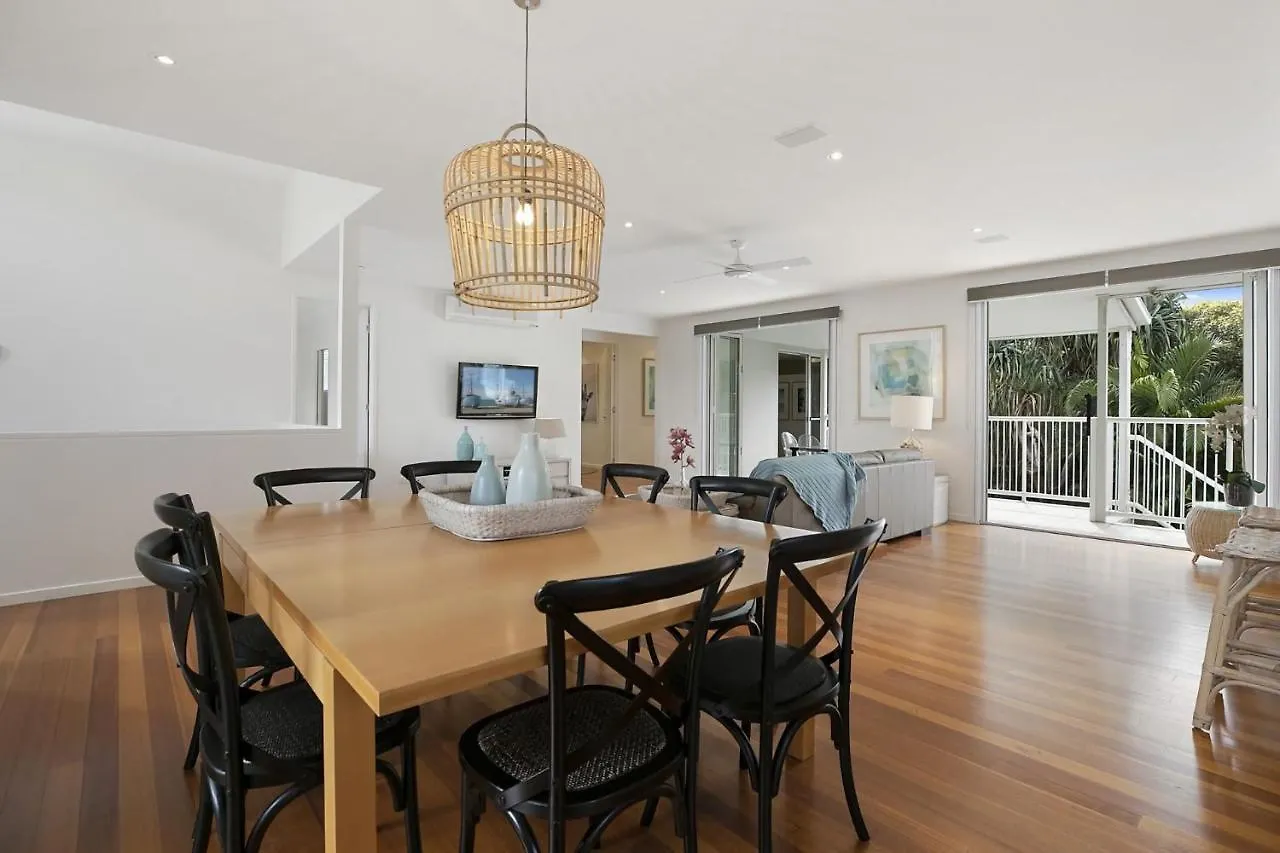 Holiday home Maher Tce Stately Residence With Beach Side Charm Sunshine Beach